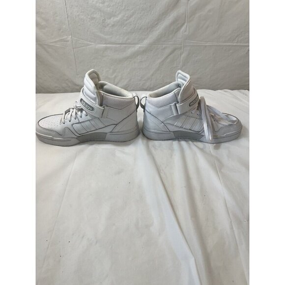 ADIDAS WOMEN'S POSTMOVE BASKETBALL SHOE SNEAKER size 7 white - Picture 4 of 16